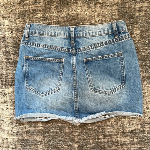 High rise denim skirt - Picture 2 of 3